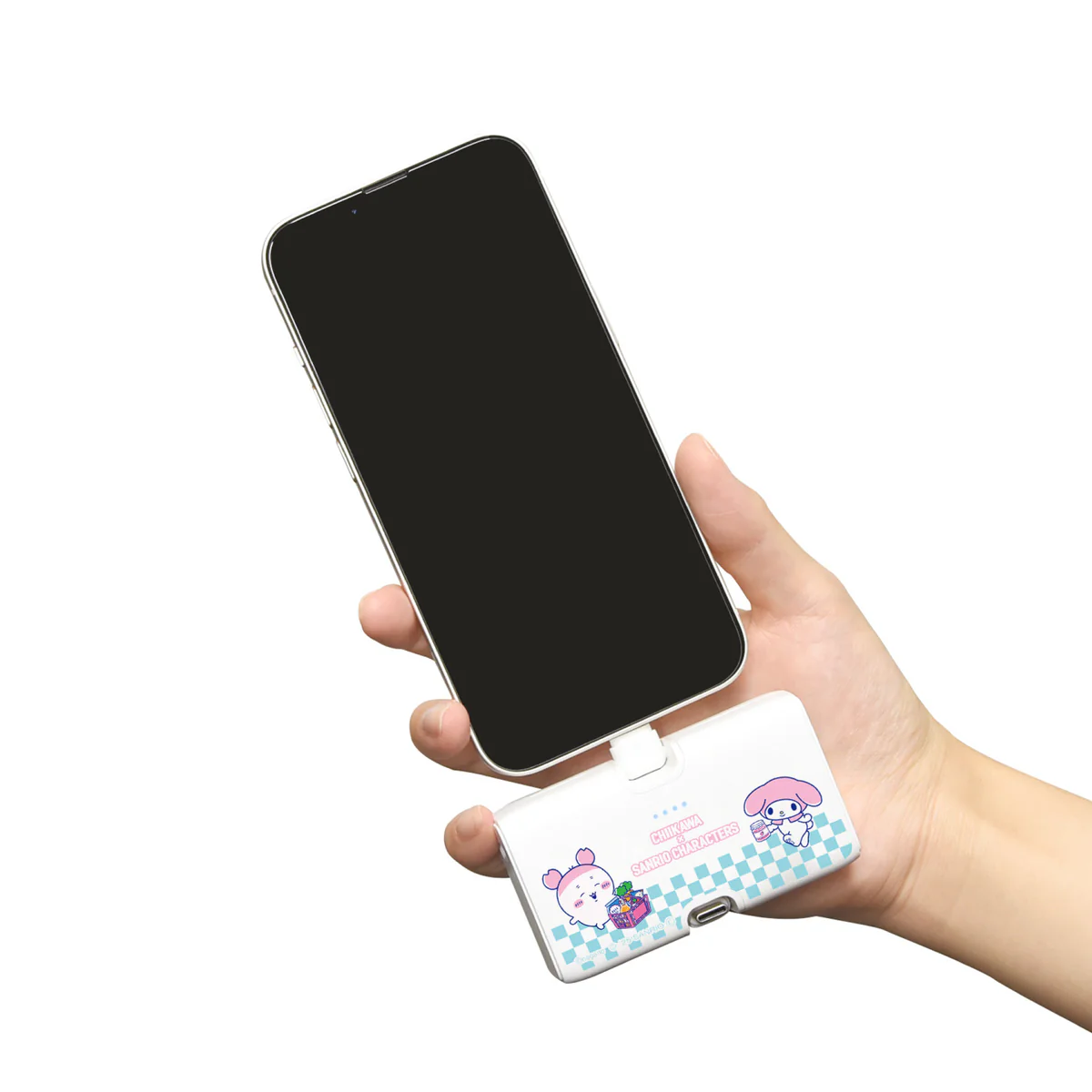 ちいかわ×サンリオキャラクターズ スーパーマーケットなLightning／Type-Cコネクタ付き リチウムイオン充電器 4000mAh（古本屋＆マイメロディ） - Image 2