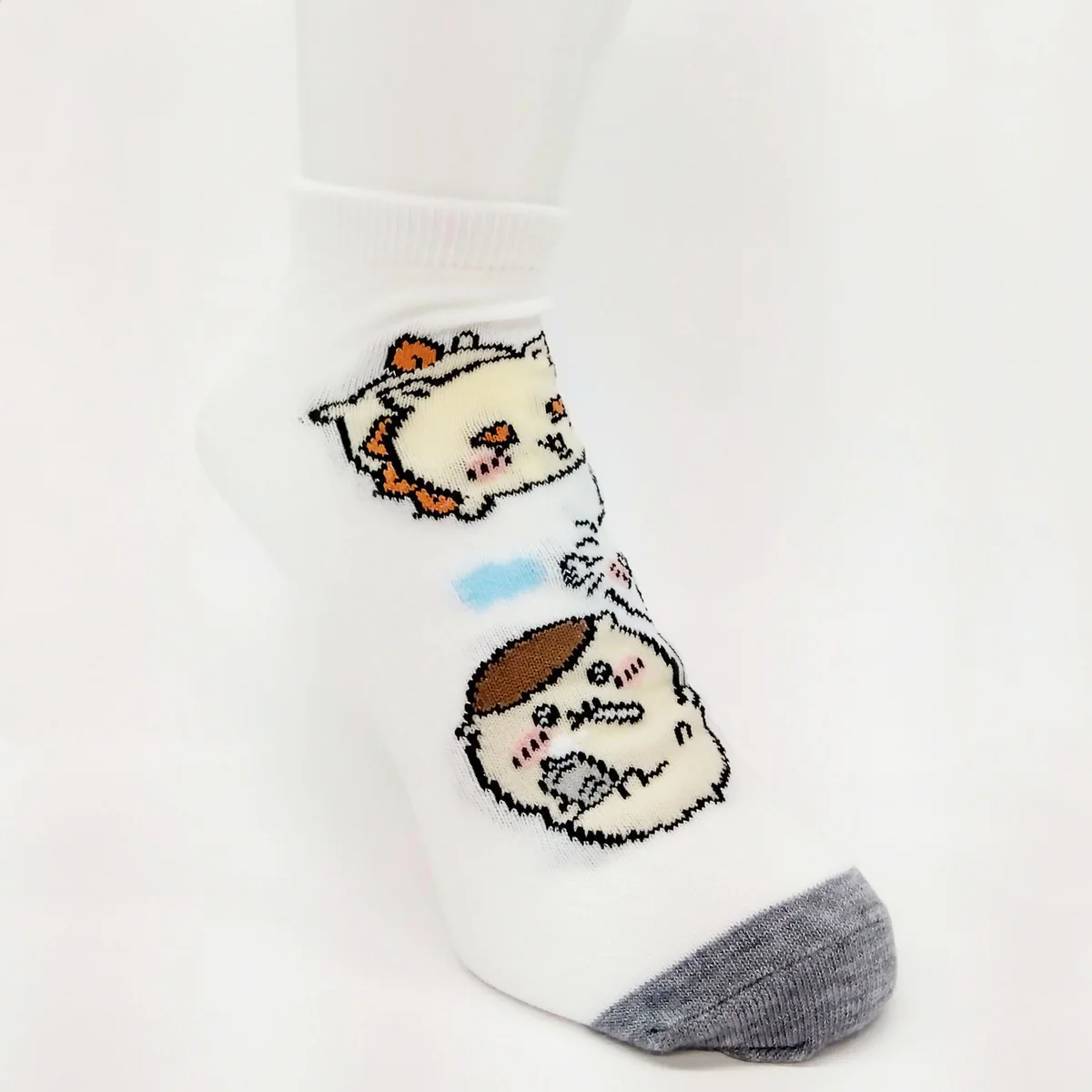 ちいかわ スニーカー丈ソックス(お空) メンズ用 - Image 4