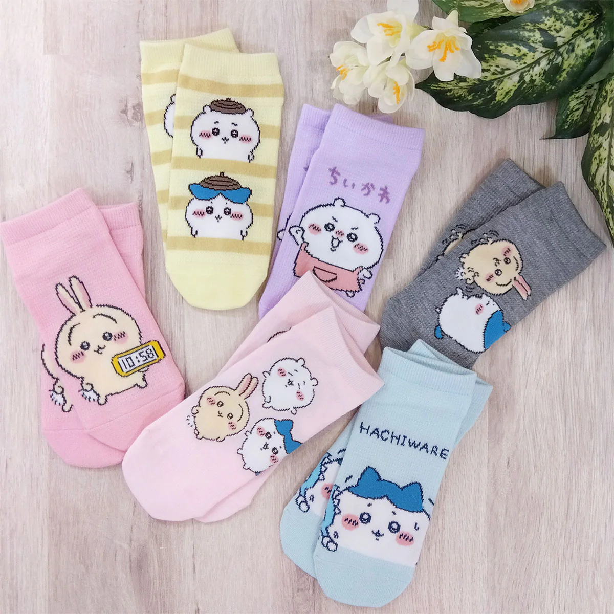 ちいかわ メッシュスニーカー丈ソックス（ハチワレうさぎ） レディース用 - Image 3