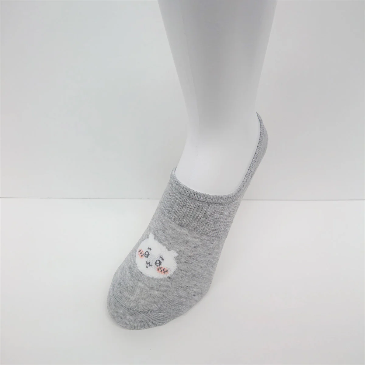 ちいかわ ココピタ スニーカー丈(ちいかわ ライトグレー) - Image 5