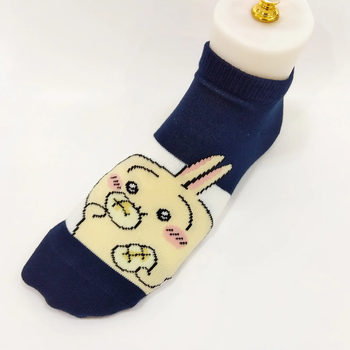 ちいかわ スニーカー丈ソックス(うさぎチャーシュー) レディース用 - Image 4