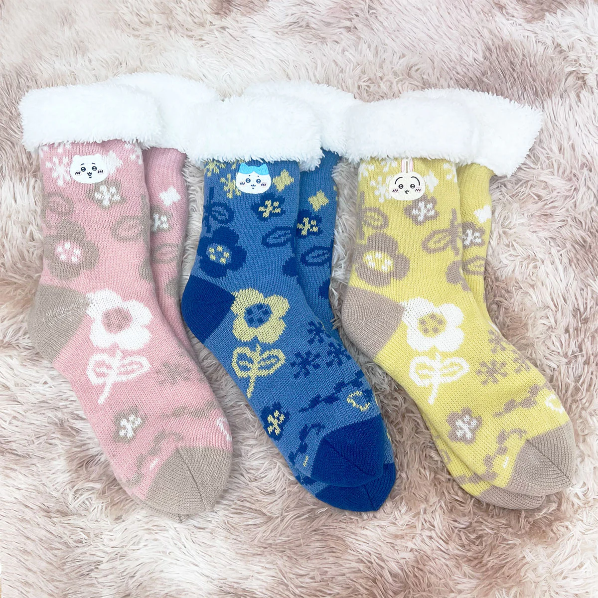 ちいかわ モコモコルームソックス(うさぎ) - Image 3