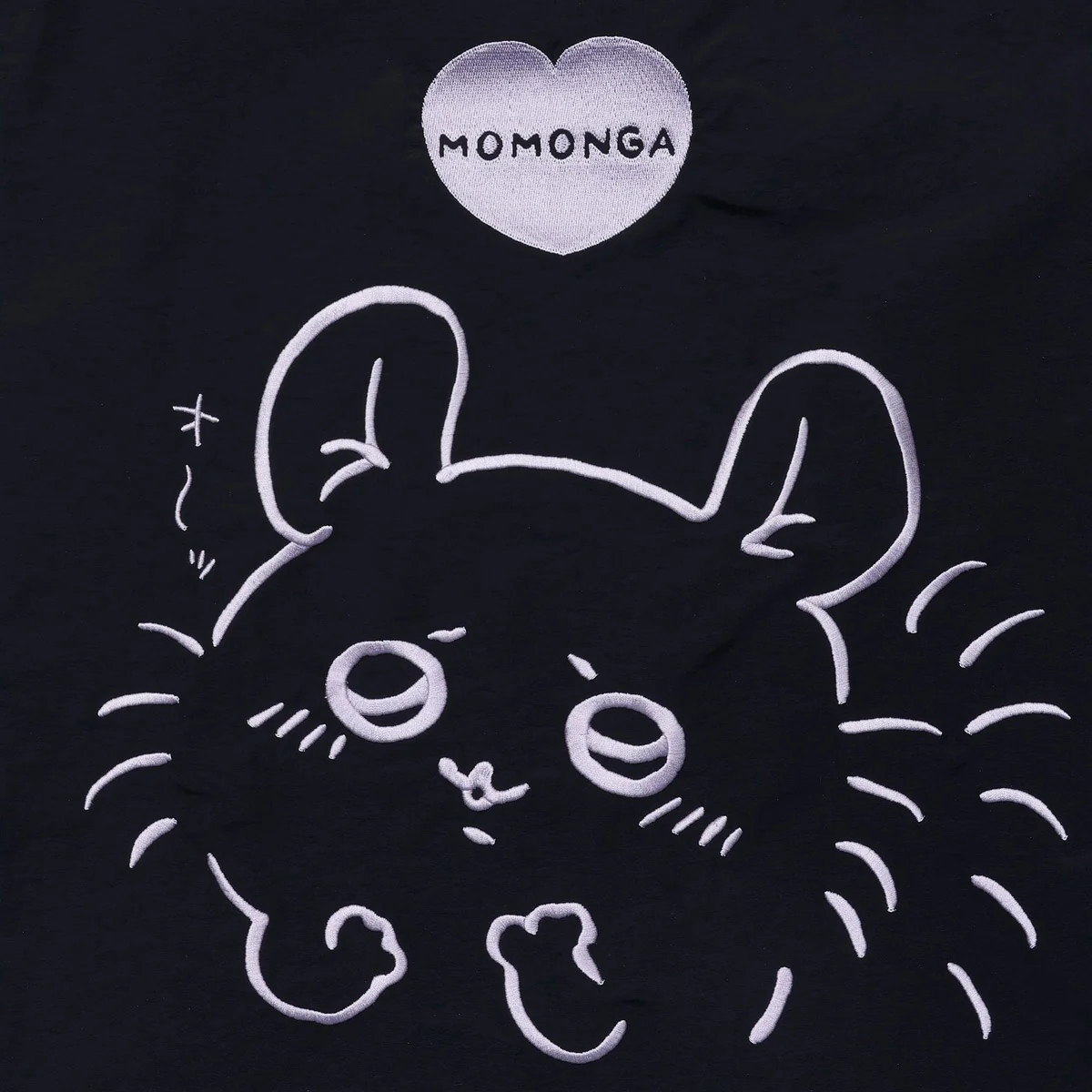 ちいかわ 刺繍トートバッグ モモンガハート ブラック (刺繍キーホルダー付) - Image 2