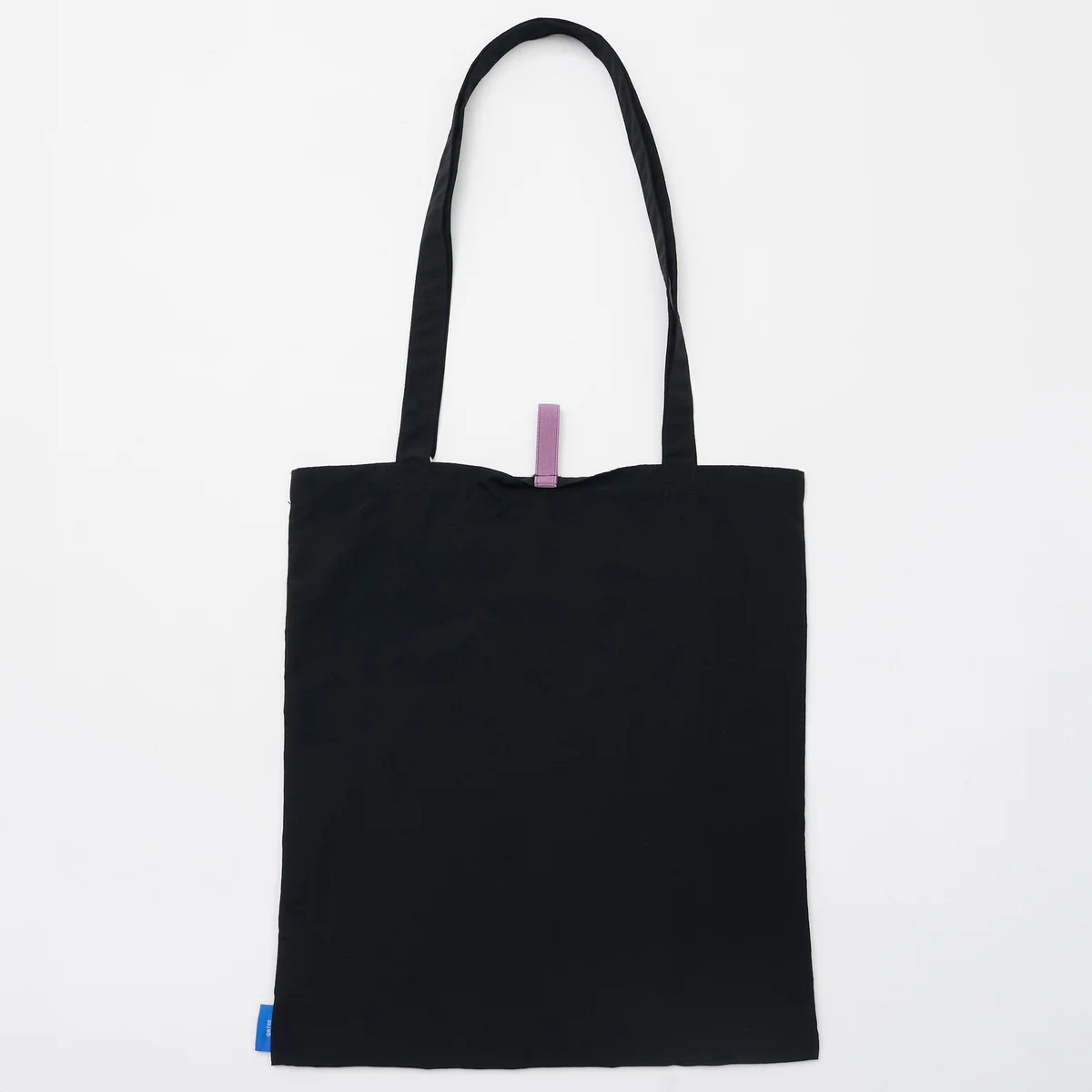 ちいかわ 刺繍トートバッグ モモンガハート ブラック (刺繍キーホルダー付) - Image 6