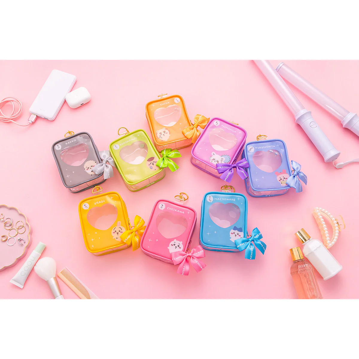 ちいかわ マスコットも入る！クリアポーチ（ラッコ） - Image 2