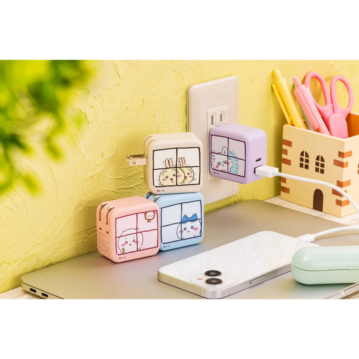 ちいかわ 2台同時充電/32W ACアダプタ（ハチワレ） - Image 4