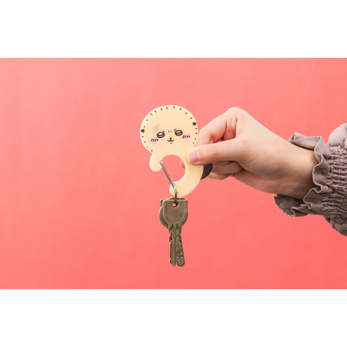 ちいかわ ダイカットアクリルカラビナ（ハチワレ） - Image 5