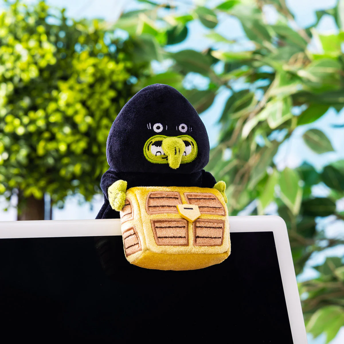 ちいかわ デスクトップから見守るひっかけぬいぐるみ（むちゃうマンとちいかわ） - Image 4