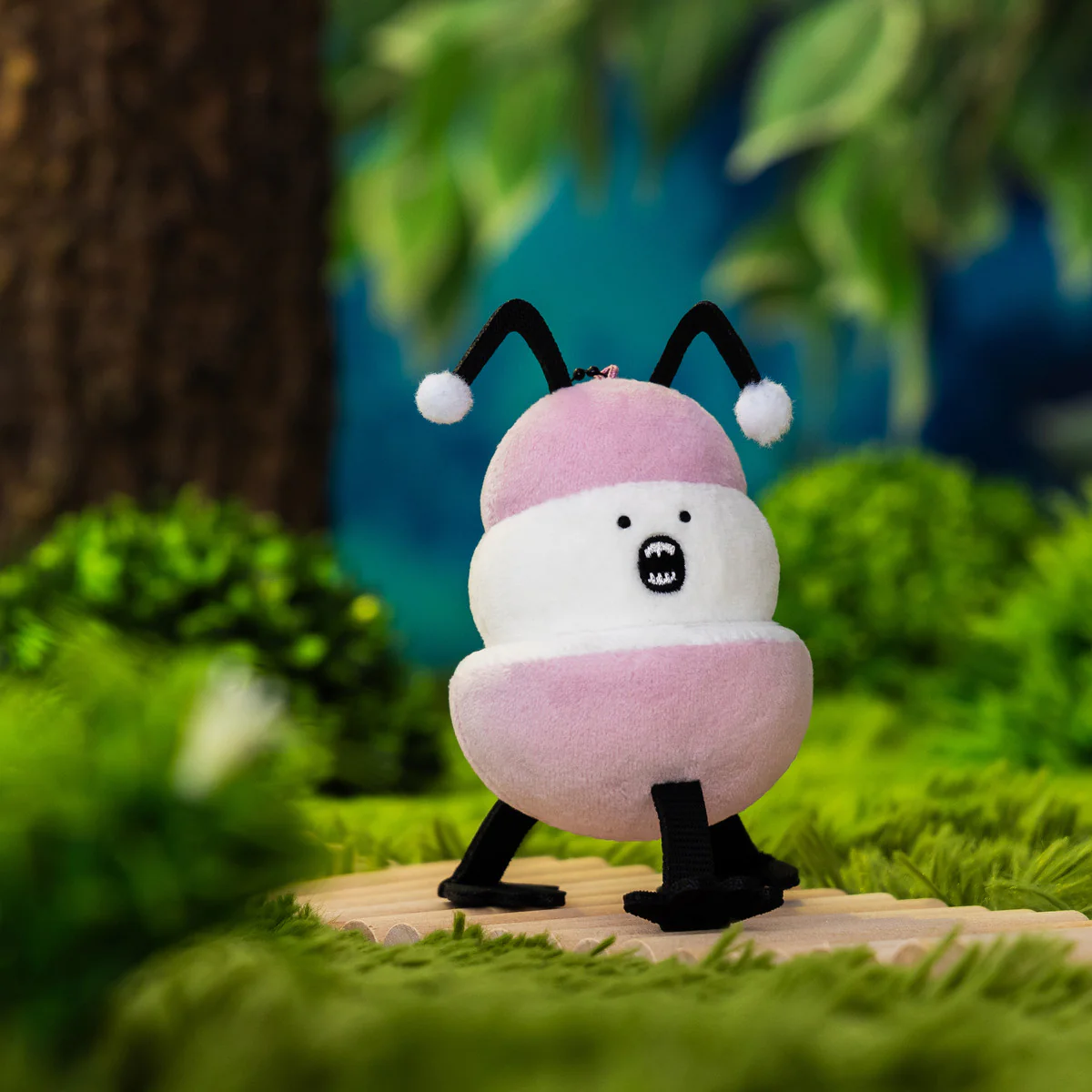 ちいかわ 虫マスコット（ピンク） - Image 2