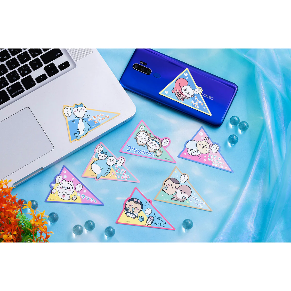 ちいかわ水族館 スマホに貼れるサイズのステッカー（ちいかわ＆ハチワレ×マンボウ） - Image 2