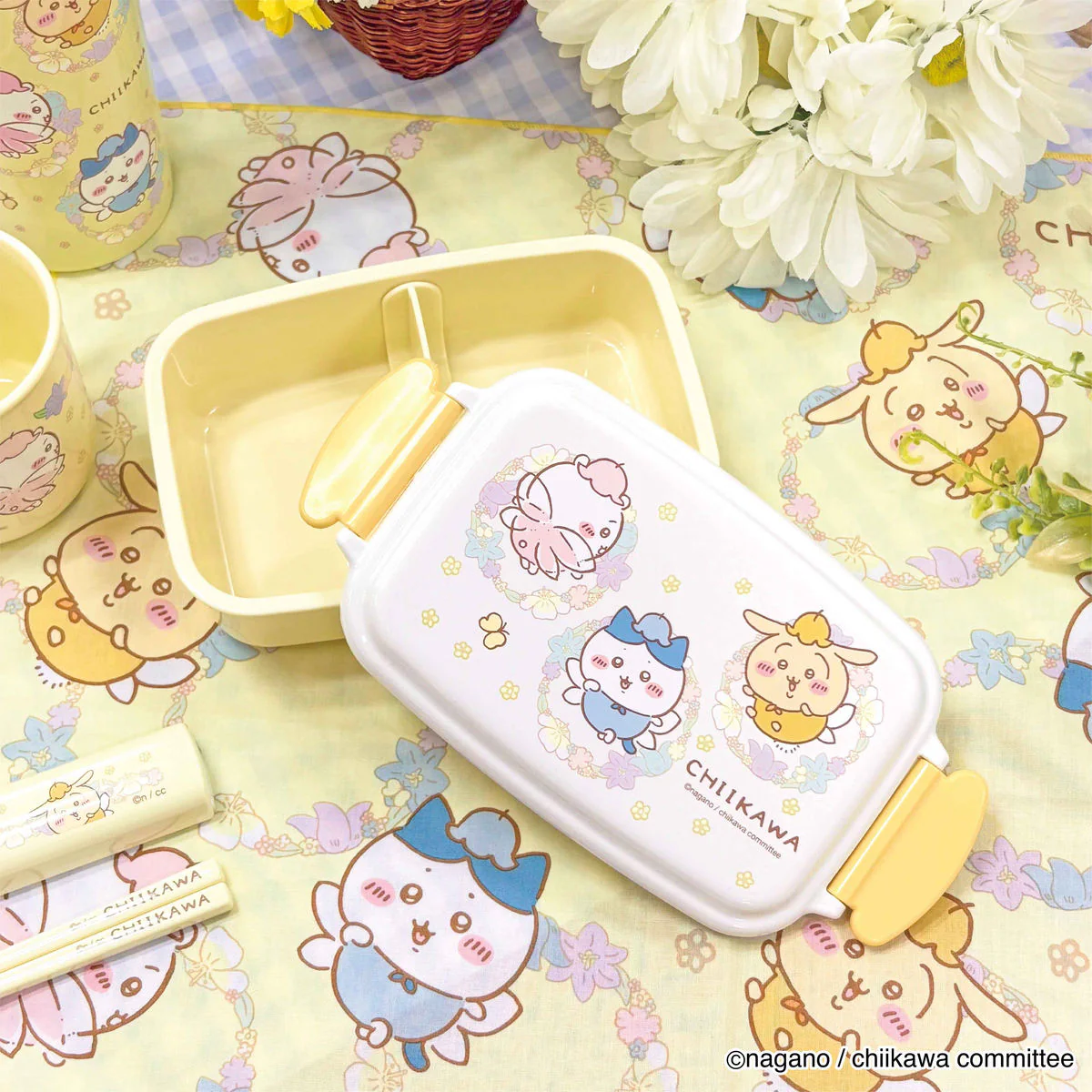 ちいかわ 角型1段ランチボックス(フェアリーフラワー) - Image 2