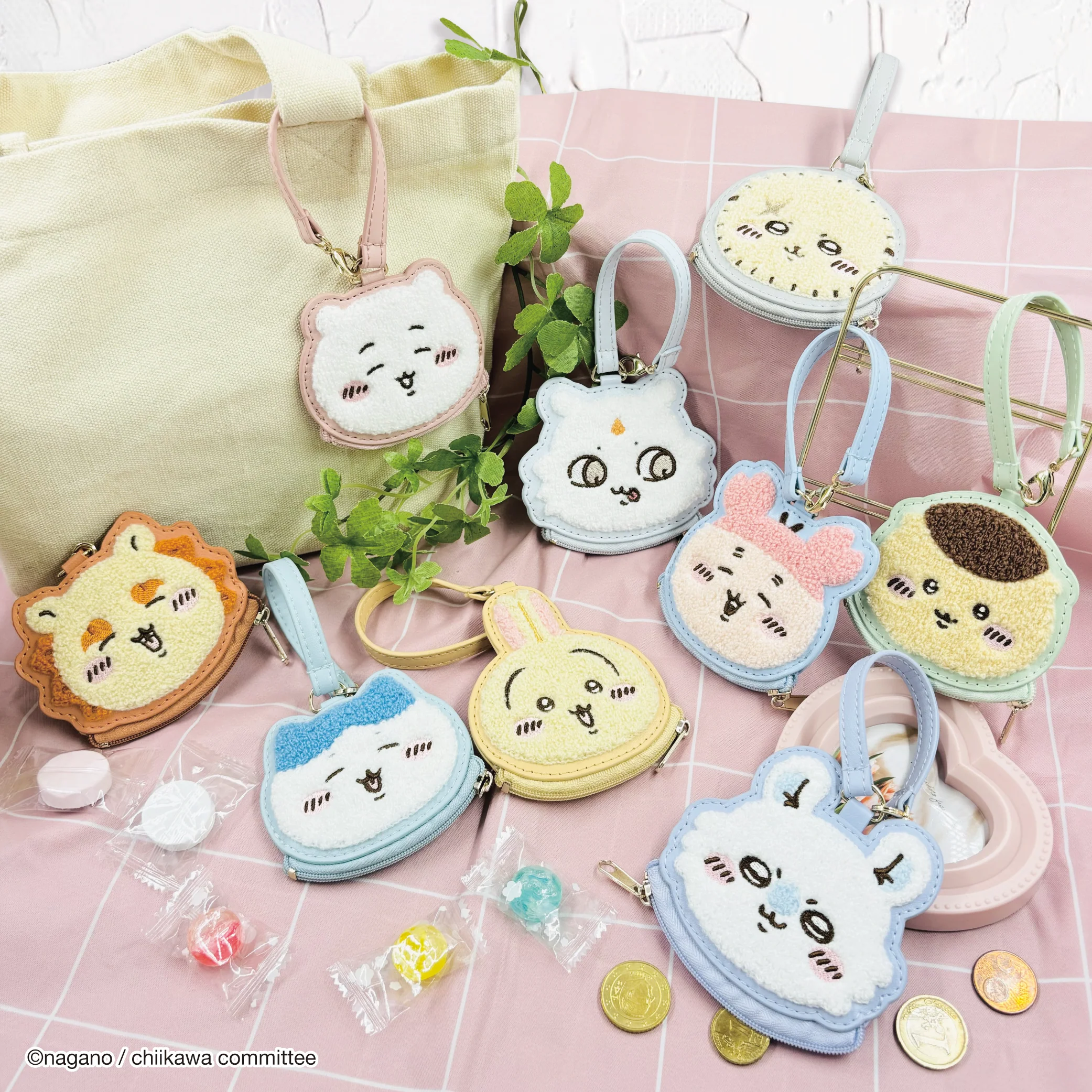 ちいかわ おかおサガラミニポーチ(ラッコ) - Image 2
